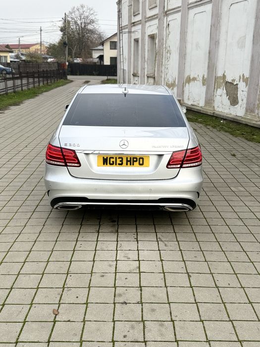 Mercedes-Benz E-klasse  E300 Bluetec Hybrid  volan dreapta uk