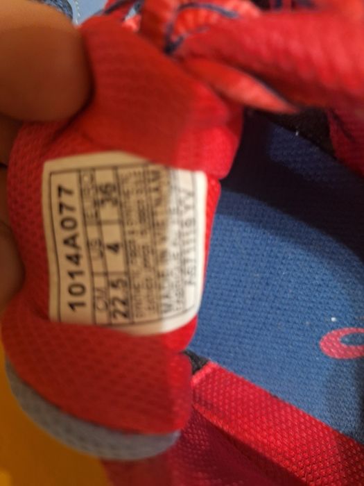 vand adidasi asics fete 36