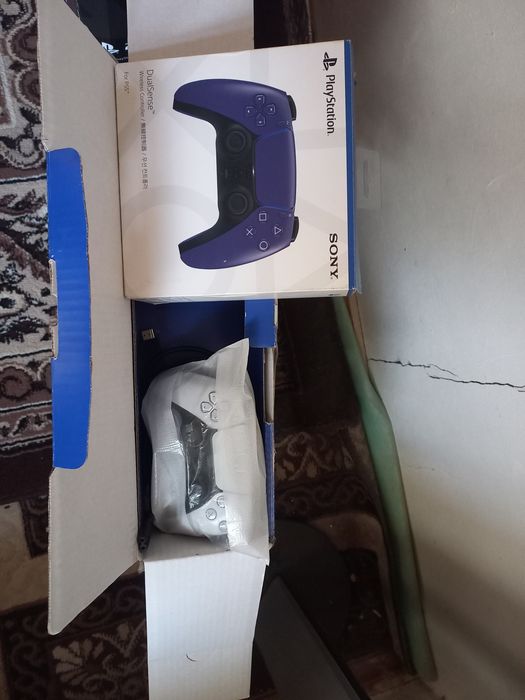 PS5 slim ideal tiniq 2 original djoystik bor o'yinlar yozilgan