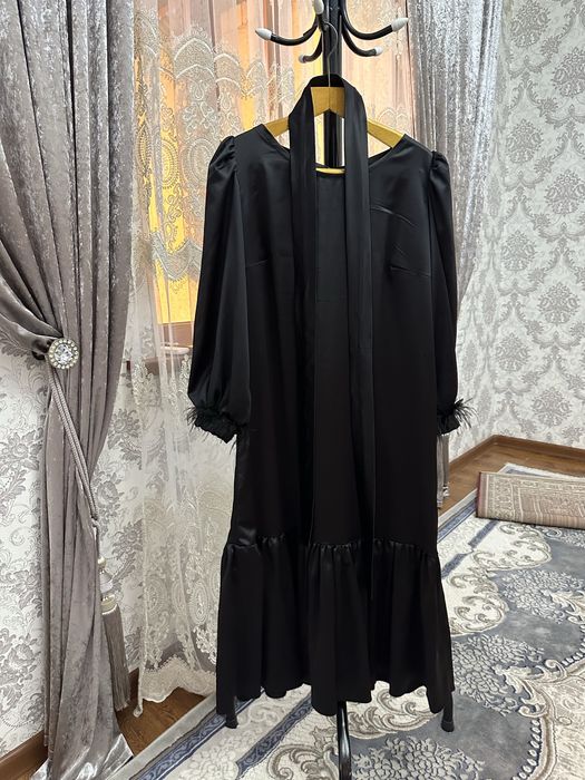 Шелковое платье на выход