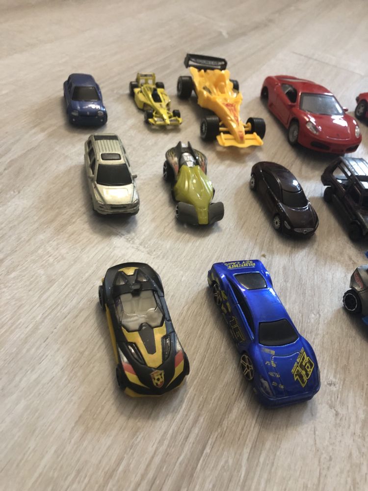 детски колички (hotwheels,)