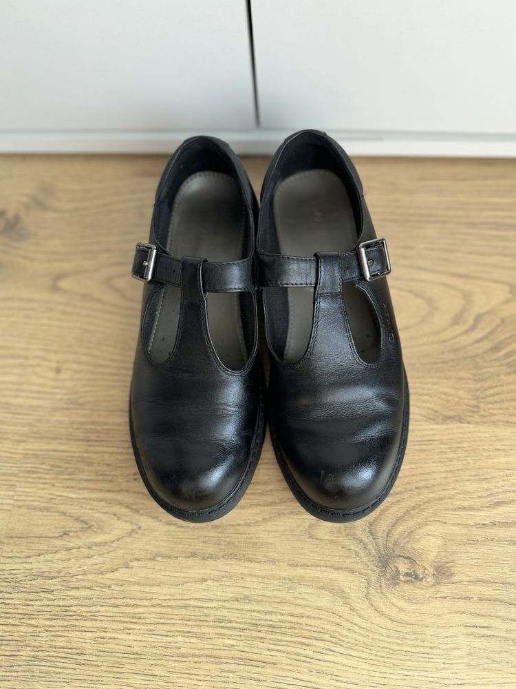 Pantofi Geox de fată