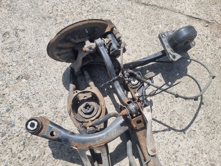 punte spate volkswagen passat b8 break 2015