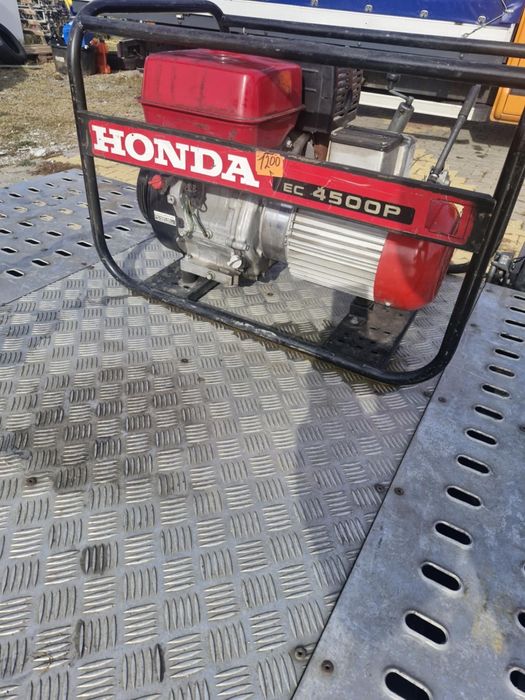 Продава се агрегат Honda четири киловата и половина