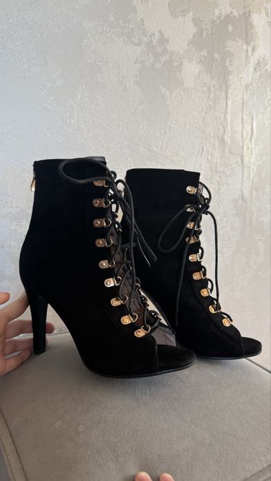 Продам туфли для танцев (high heels)