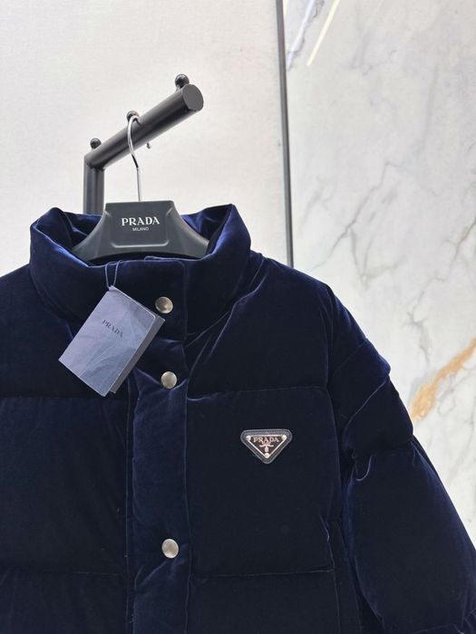 Geaca Prada , calitate premium , pe comanda , noua , S