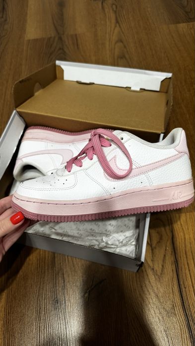 Adidasi Nike Air Force 1