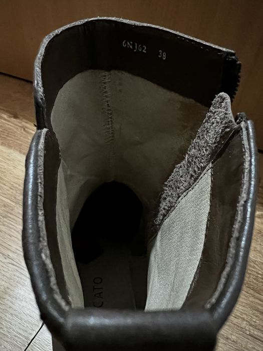 Ghete de iarna ,marimea 38