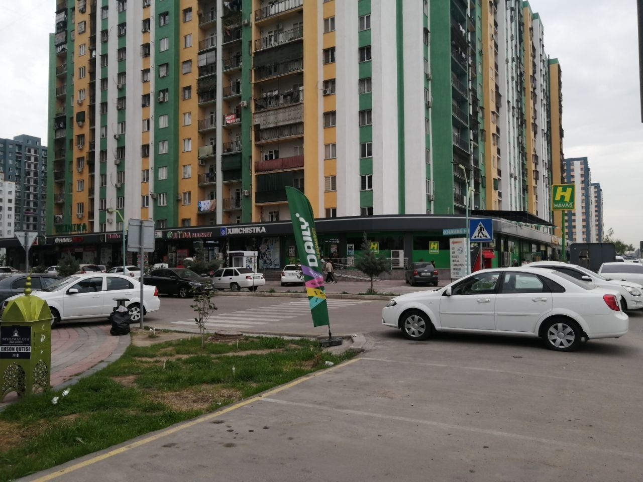 Продаётся своя 2-х комнатная квартира.  ЖК Янги Дархон.