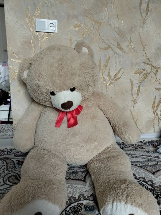 Плюшевый мишка большой