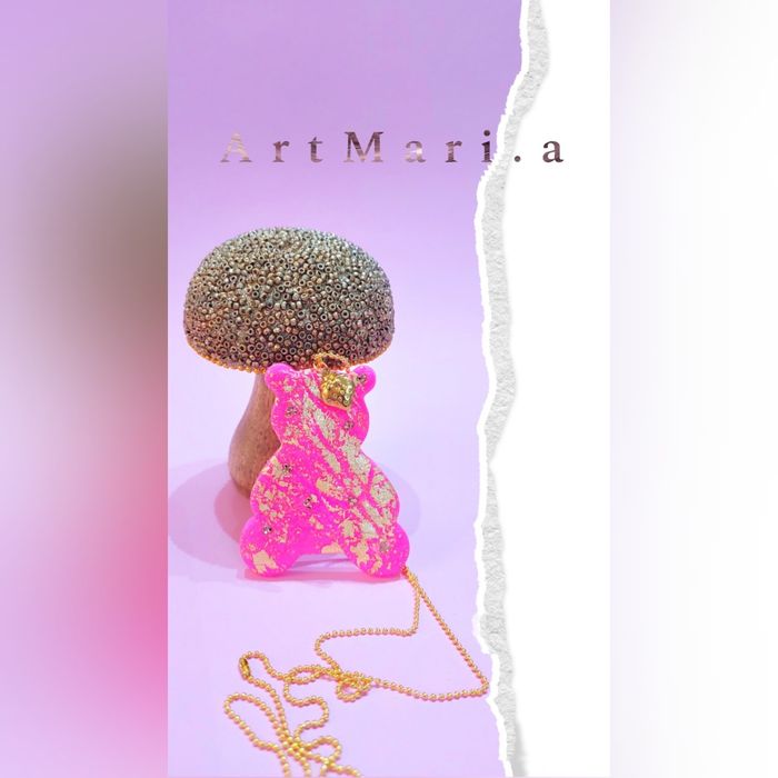 Колие от полимерна глина - мечка