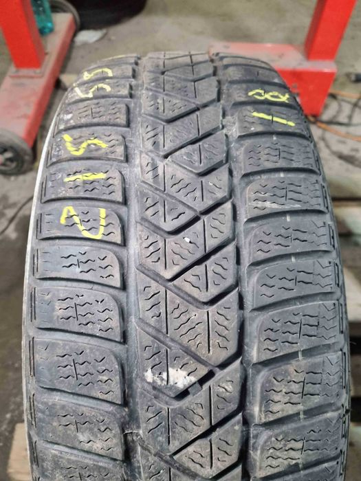 Anvelopa Iarna 215/55 R17 PIRELLI Sottozero 3 98V