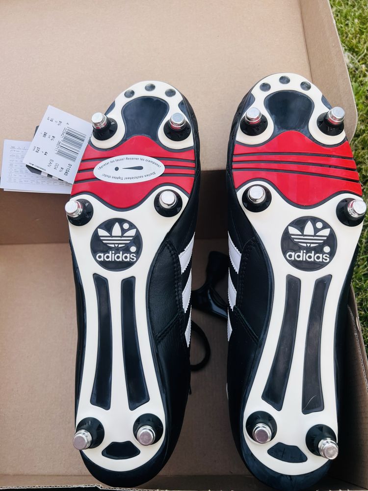 Футболни бутонки  Adidas