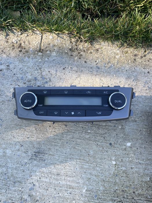 Управление климатик климатроник за авенсис т27