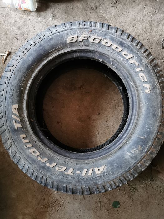 Suzuki Rezerva offroad 15" si BF Goodrich 16"