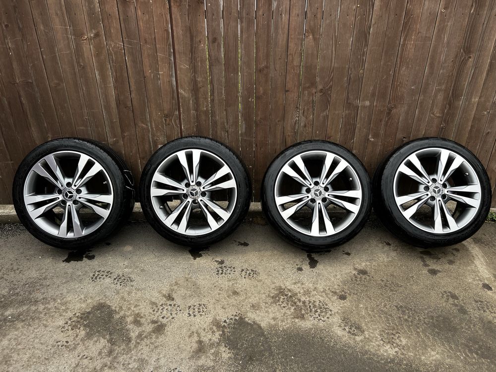 Vand 4 jante R18 Mercedes cu anvelope vara Good Year