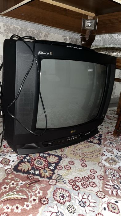 Старый телевизор LG