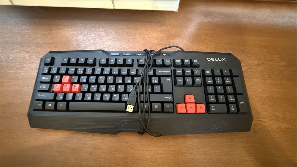 Игровая клавиатура Delux