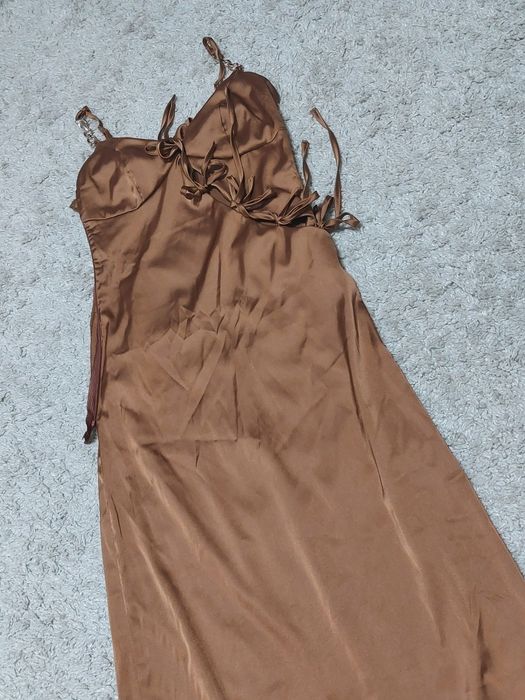 Rochie lungă din satin