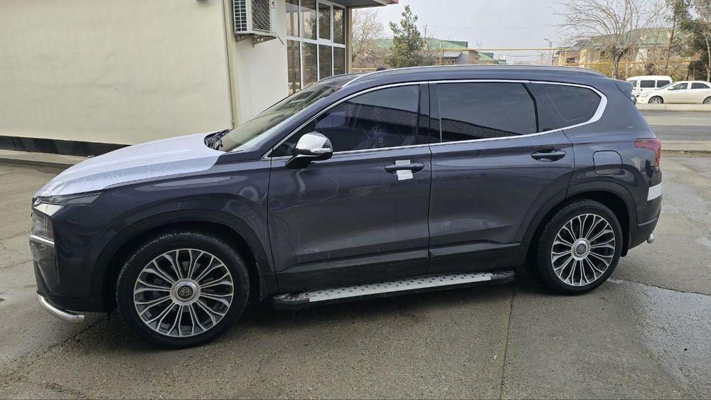 Hyundai sontafe sotiladi