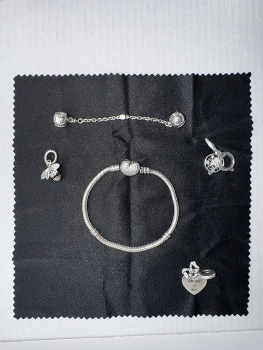 Brățară PANDORA + accesorii | stare 10/10
