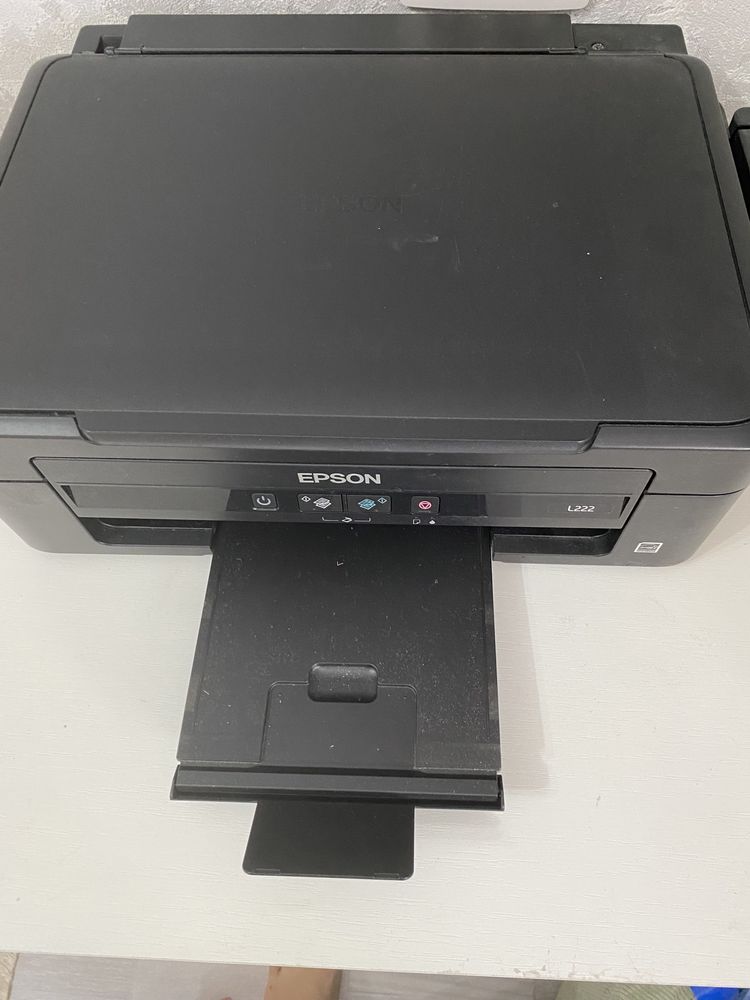 Продам принтер Epson L222!