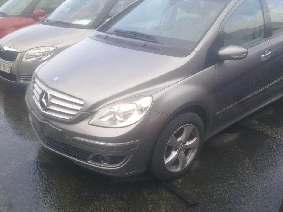 Mercedes B180/B200 CDI 2006г. на части