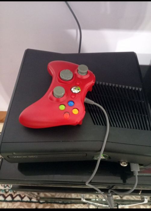 Продается     Xbox