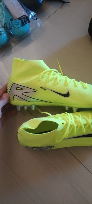 vand lot engros ghete fotbal originale noi noute modele noi