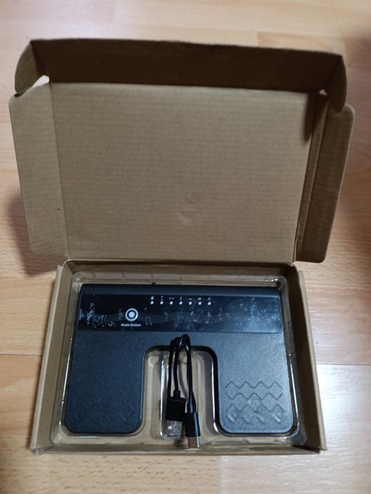 Музикален Bluetooth педал / контролер SR-F300 за музиканти