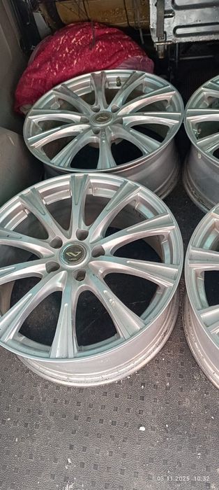 Продам диски R 18