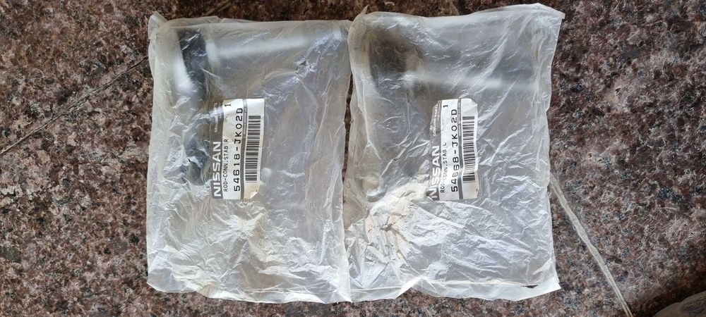 Стойки стабилизатора передние лев, правая 54618-JK02D, 54668-JK02D