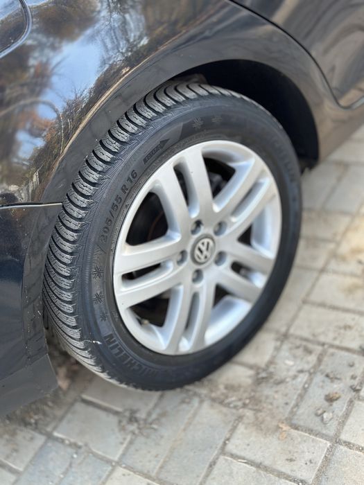 Vând Vw Jetta 2.0 BKD 140 cai 6 trepte 2007 Proprietar !