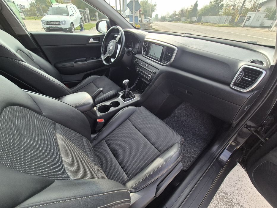 KIA SPORTAGE 1.6 BENZINA / 2020 / EURO 6 / 4X2 / Navi / Led / Garantie