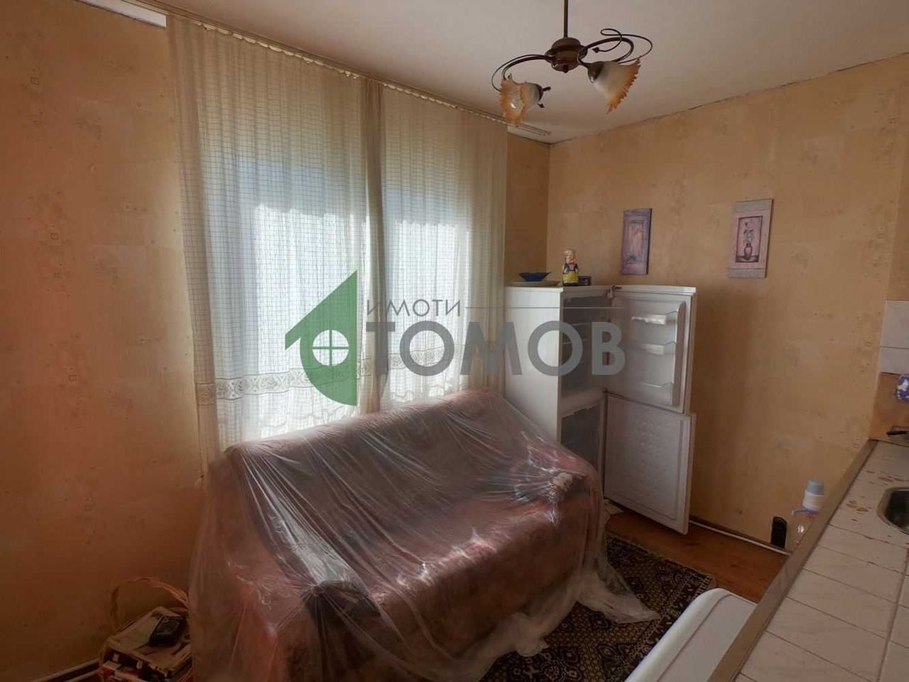 Продава се Двустаен апартамент в Шумен, Боян Българанов 1 - 64 кв.м за 1036 €/кв.м - Снимка #2