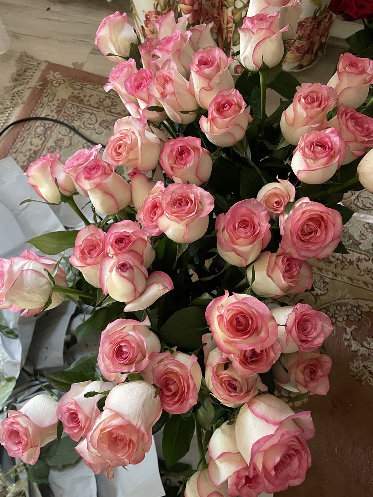 продам цветы 51шт 70 см