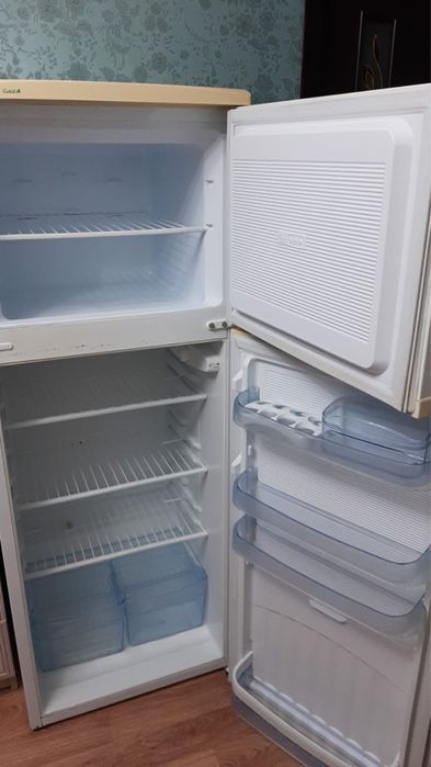 Холодильник в идеальном состоянии, есть торг
