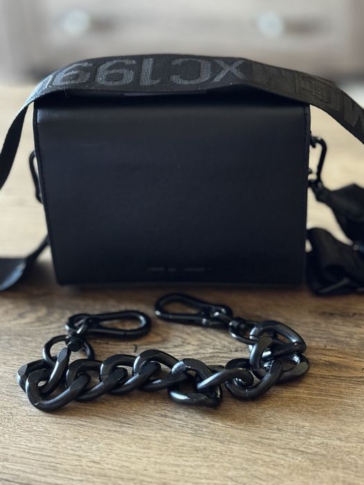 Чанти Armani e Steve Madden