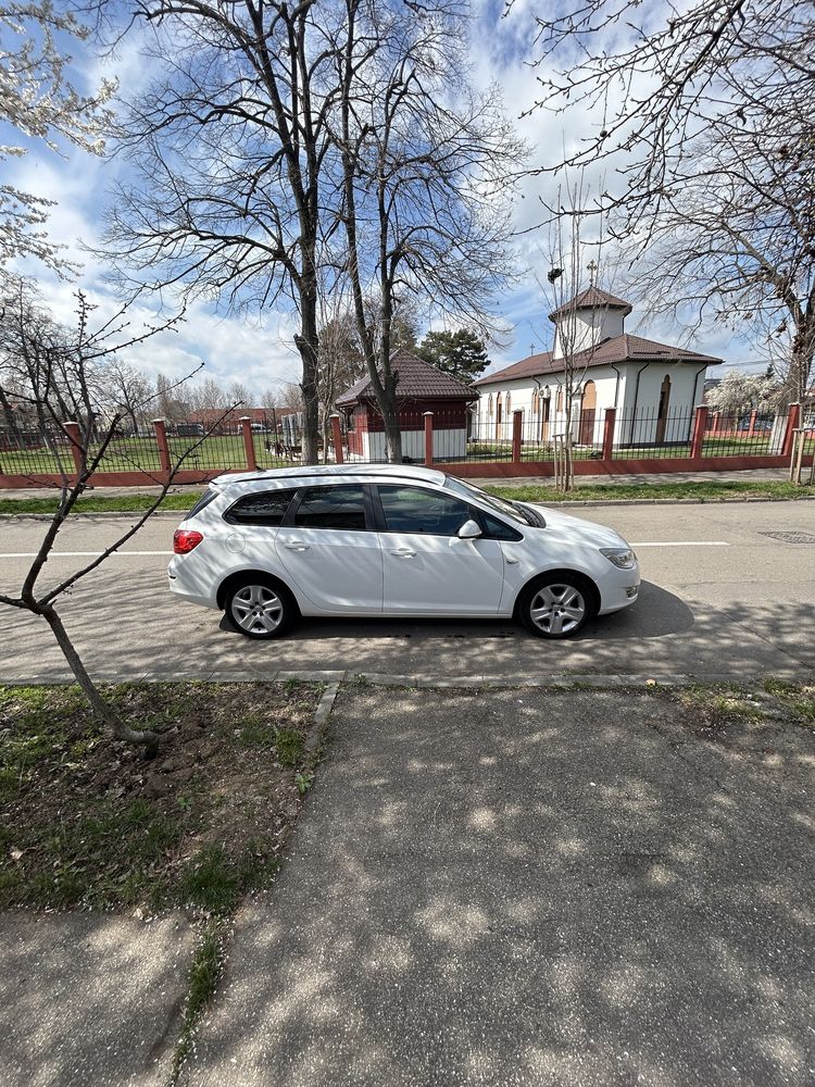 Opel Astra J Sport Tourer 1,7