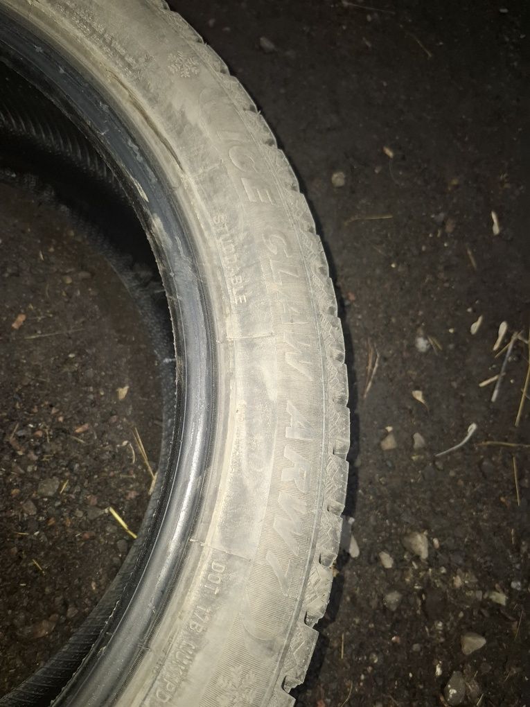 Продам зимние шины диаметр 20