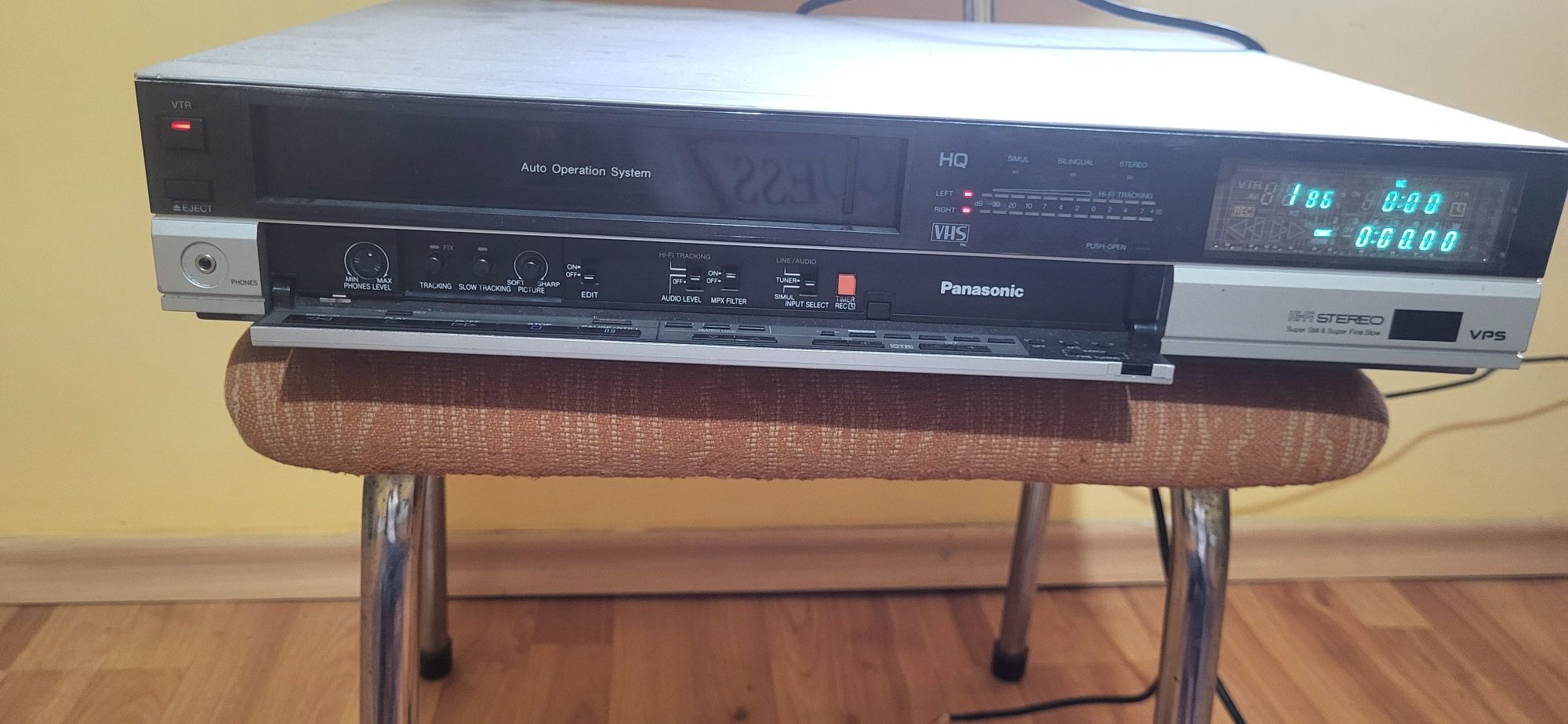 продавам видео Panasonic за 300 лв