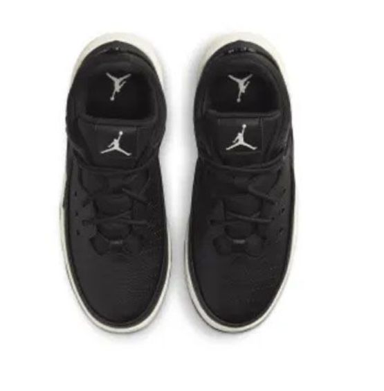 Nike Jordan Max Aura 5  - размер 43 - 27.5 см.стелка.