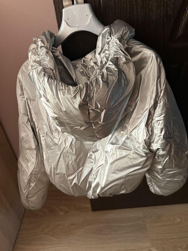 Сребристо яке Bershka