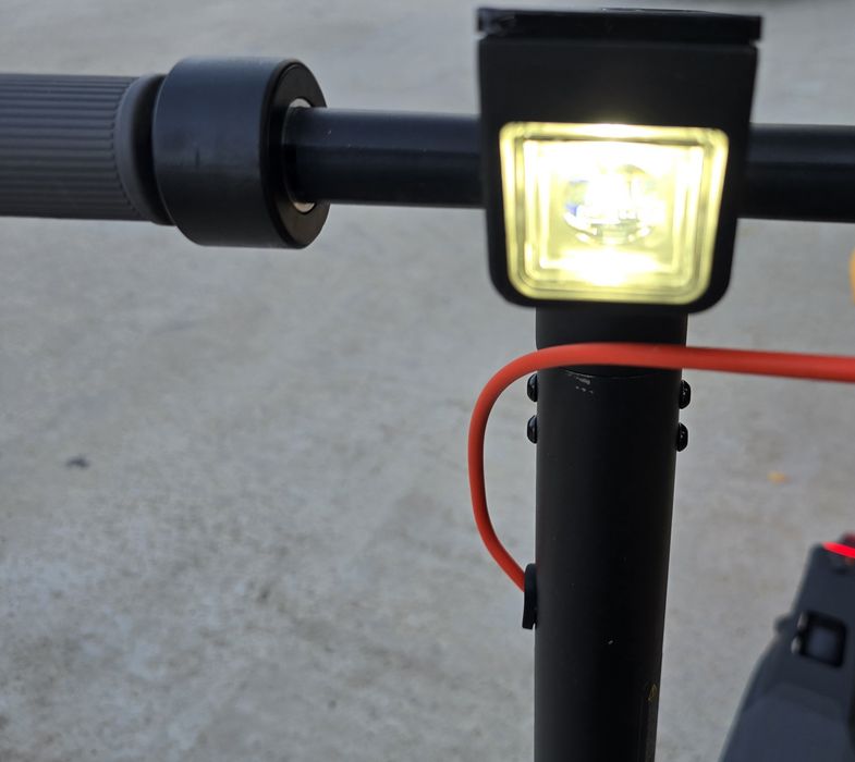 Trotineta Xiaomi 4 Lite (2nd Gen)