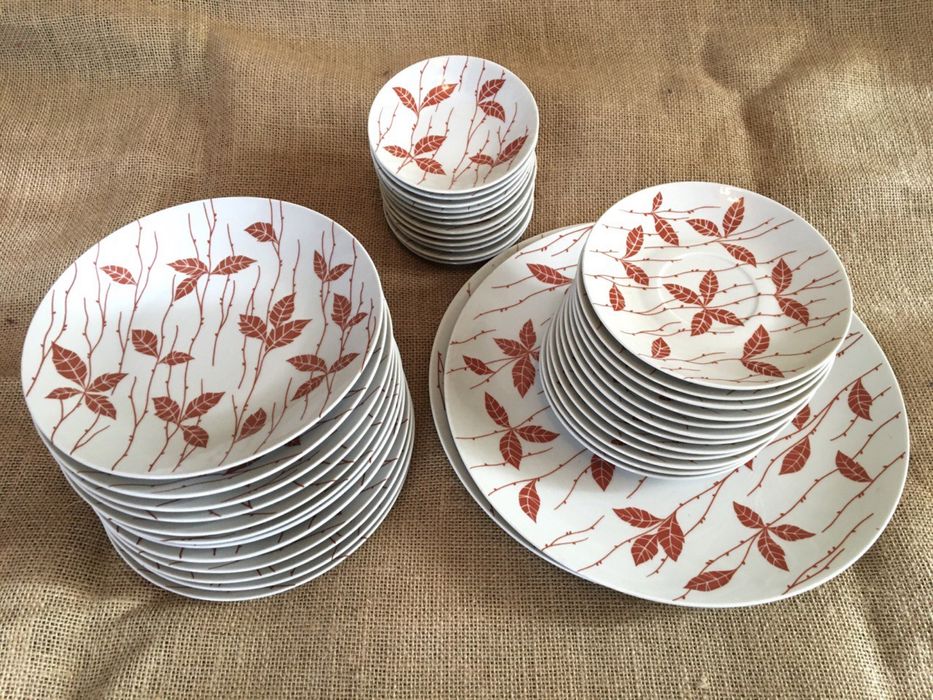 Чайно-кофейный сервиз на 12 персон. ГДР