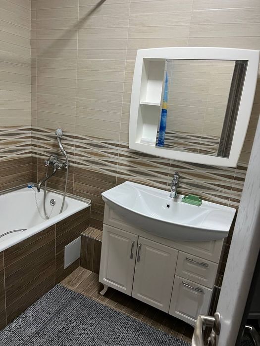 2 ком. Махтумкули. Аренда. 60м²