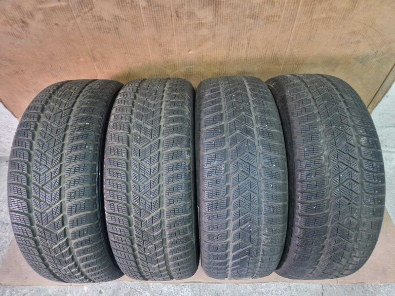 4 Pirelli R18 235/60
зимни гуми DOT2618
