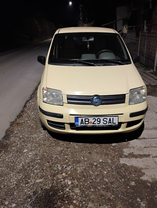 Vând FIAT Panda benzina