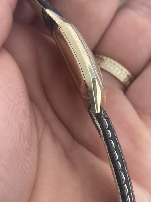 Longines un frumos exemplar