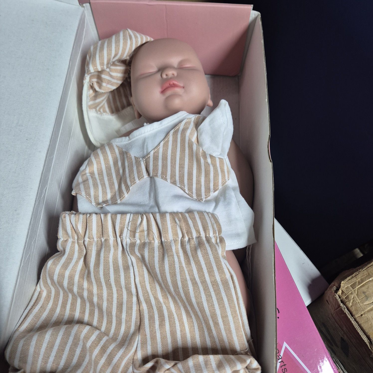 Reborn, сладко лице с 100%  силиконово , меко  тяло,